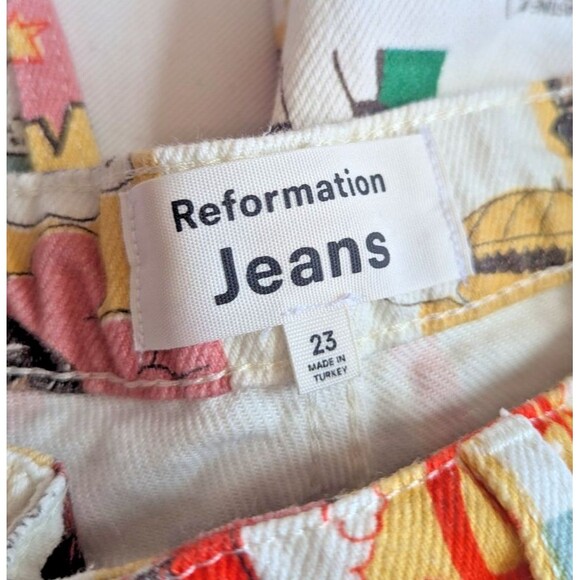 REFORMATION High-Rise Straight Leg White Jeans Colorful Comic Graphic 23 Small - Picture 7 of 9